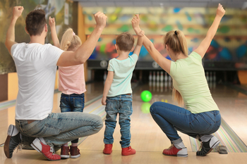 2023_bowling_familie.jpg