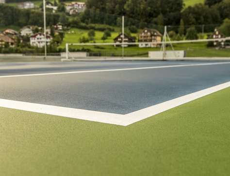 Teninsplatz_US_Open_Swiss_Holiday_Park.jpg
