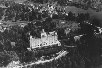 grandhotel_Axenstein_1.jpg