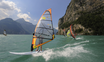 Windsurfing Urnersee Windsurfing Urnersee