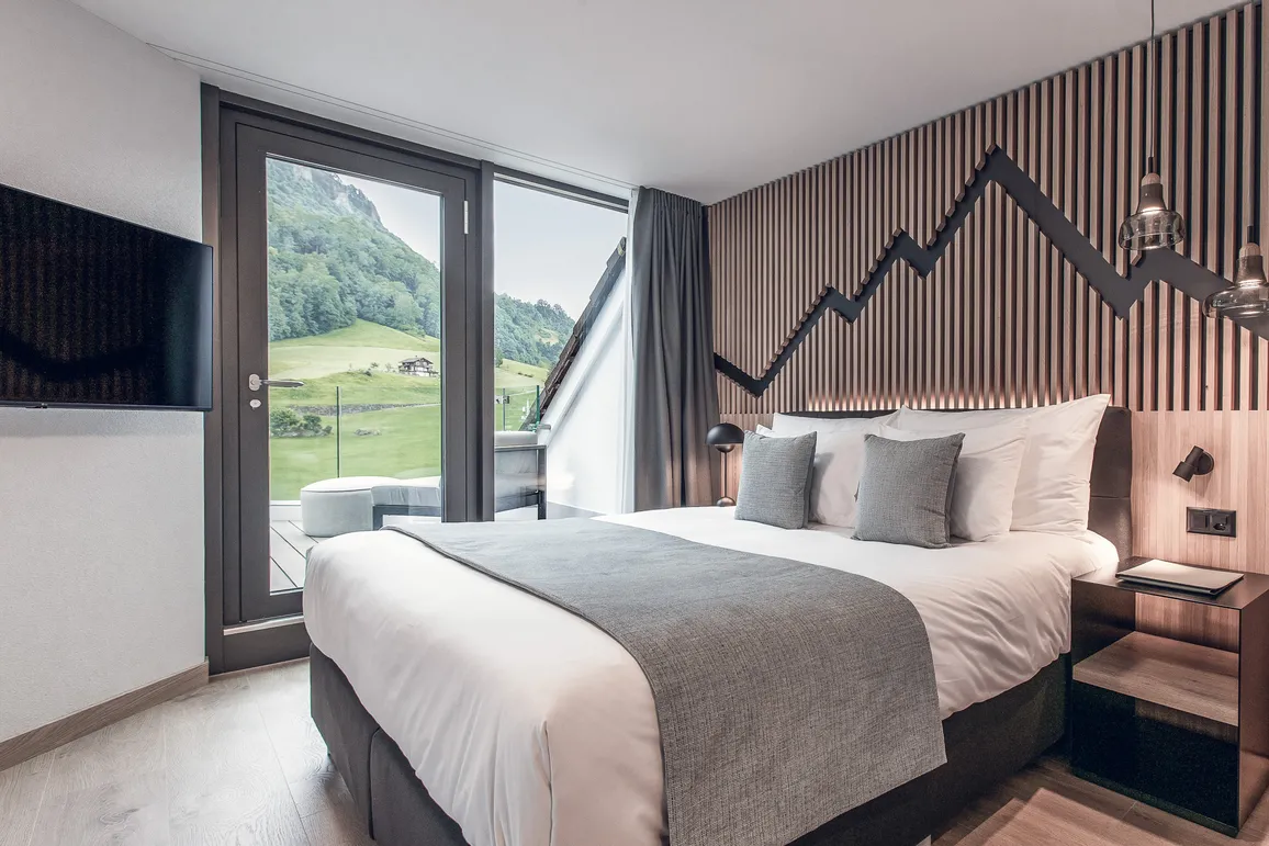 Panorama Suite im Hotel | Swiss Holiday Park